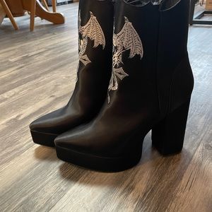 Brand new shoes never worn